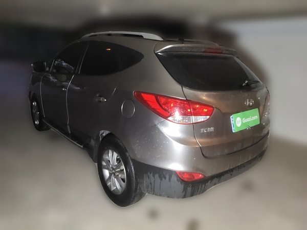 Hyundai ix35 2013, 121500 км, за 3530 USD