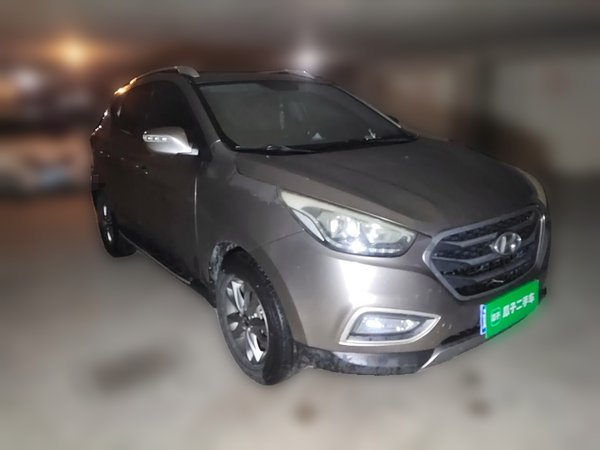 Hyundai ix35 2013, 121500 км, за 3530 USD
