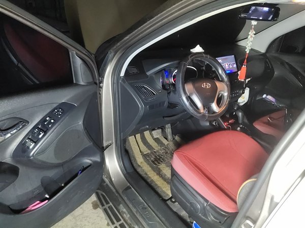 Hyundai ix35 2013, 121500 км, за 3530 USD - фото 17