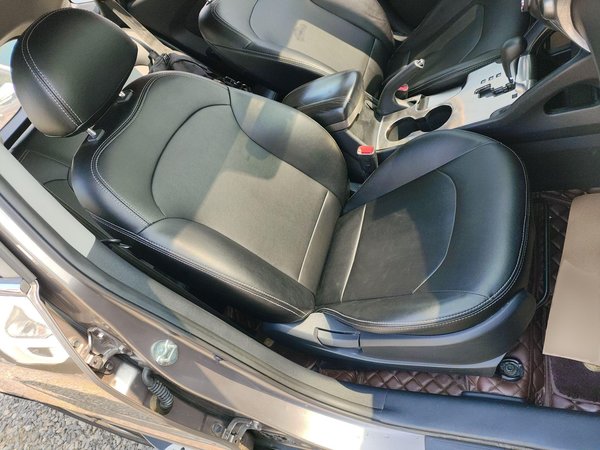 Hyundai ix35 2015, 131500 км, за 6339 USD - фото 18