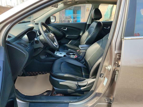 Hyundai ix35 2015, 131500 км, за 6339 USD - фото 11