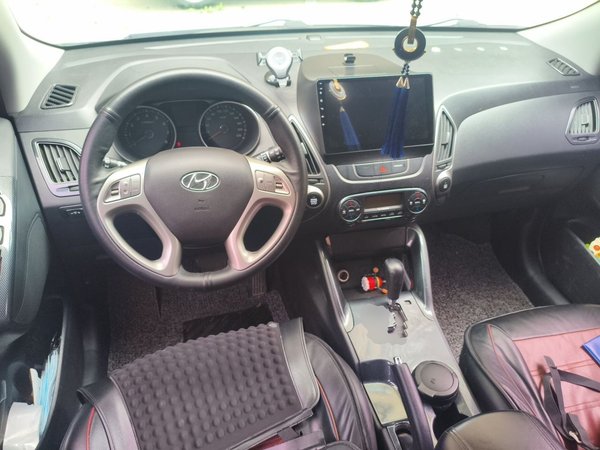 Hyundai ix35 2015, 82000 км, за 6994 USD - фото 10