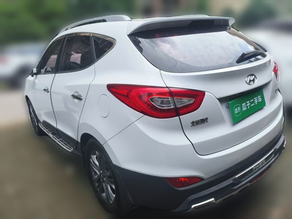 Hyundai ix35 2015, 82000 км, за 6994 USD - фото 15