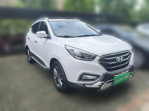 Hyundai ix35 2015, 82000 км, за 6994 USD - фото 14