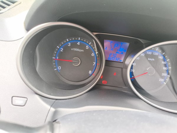 Hyundai ix35 2015, 82000 км, за 6994 USD