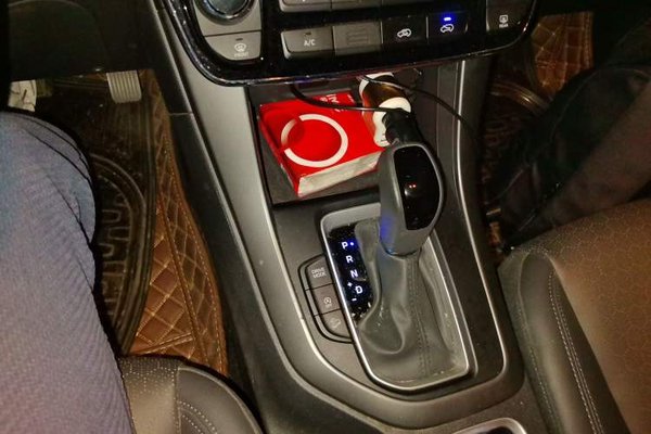 Hyundai ix35 2018, 43100 км, за 8494 USD - фото 11