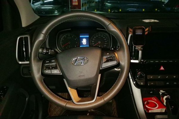 Hyundai ix35 2018, 43100 км, за 8494 USD - фото 7