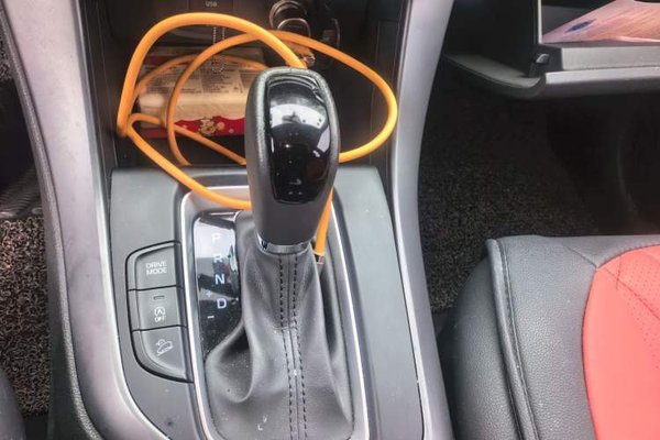 Hyundai ix35 2019, 70200 км, за 7084 USD - фото 14
