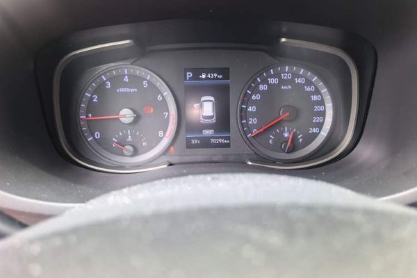 Hyundai ix35 2019, 70200 км, за 7084 USD - фото 12