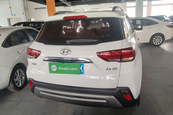 Hyundai ix35 2019, 10700 км, за 10039 USD