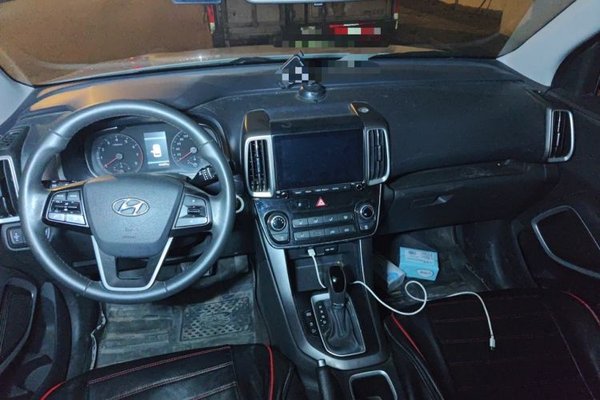 Hyundai ix35 2019, 141200 км, за 6422 USD - фото 9