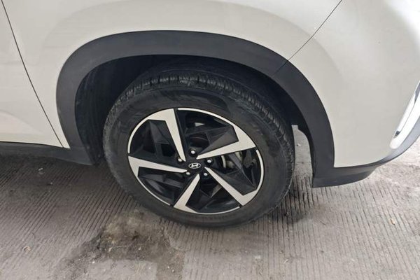 Hyundai ix35 2021, 51000 км, за 12948 USD