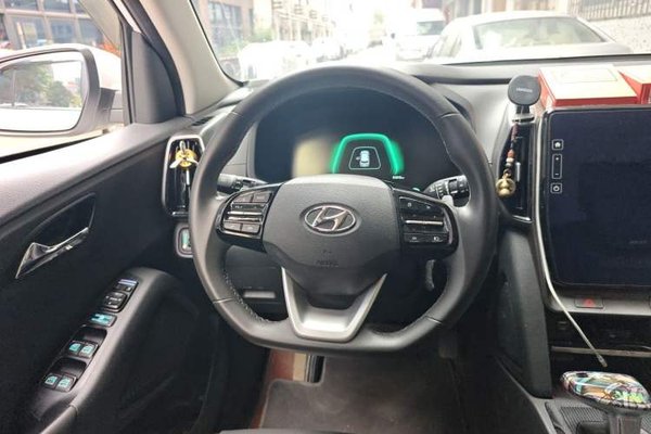 Hyundai ix35 2021, 51000 км, за 12948 USD - фото 7