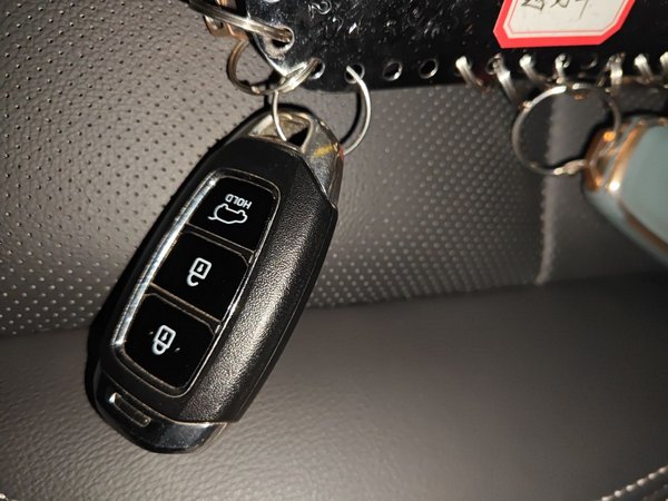 Hyundai ix35 2021, 61400 км, за 13873 USD - фото 18