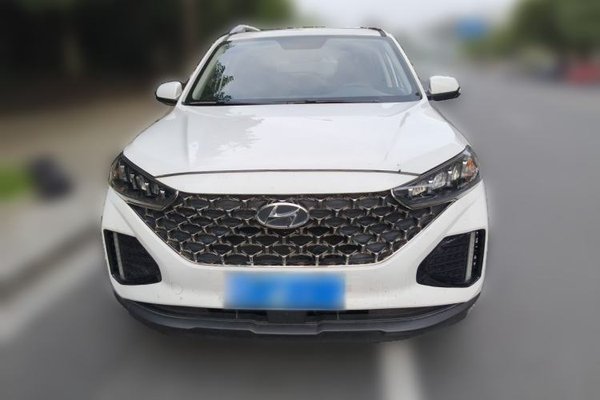 Hyundai ix35 2021, 30800 км, за 10457 USD