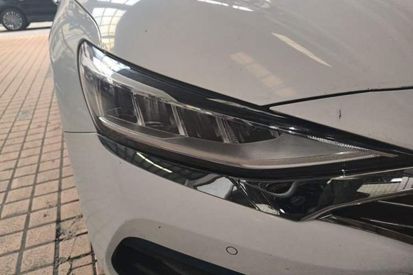 Hyundai Lafesta 2019, 64000 км, за 8519 USD - фото 19