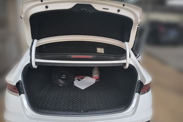 Hyundai Lafesta 2019, 64000 км, за 8519 USD - фото 13
