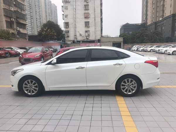 Hyundai Mistra 2014, 132900 км, за 6322 USD