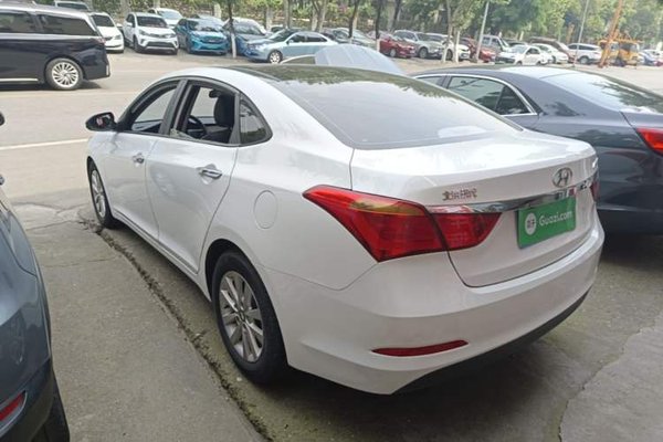Hyundai Mistra 2014, 138600 км, за 6647 USD