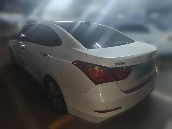 Hyundai Mistra 2014, 196900 км, за 3838 USD