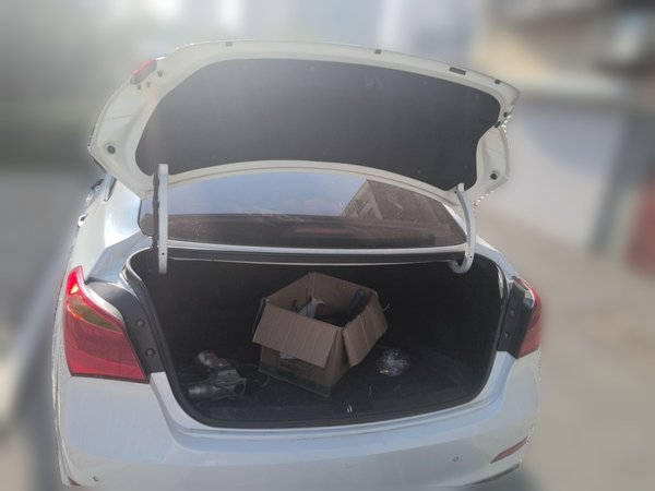 Hyundai Mistra 2014, 97600 км, за 5612 USD - фото 16
