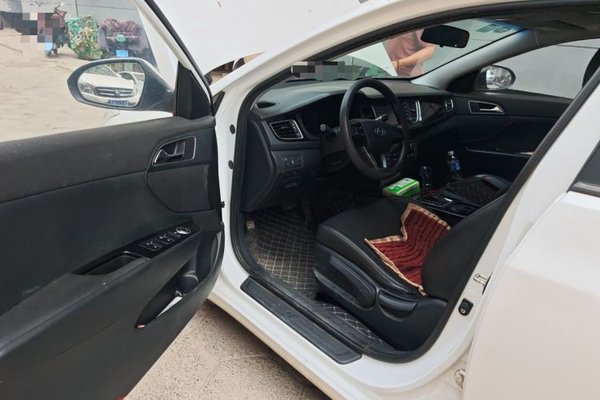 Hyundai Mistra 2016, 92700 км, за 6528 USD - фото 13