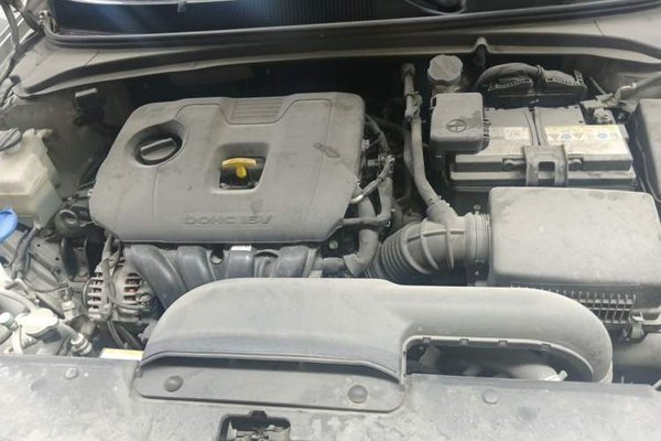 Hyundai Mistra 2017, 90700 км, за 5819 USD