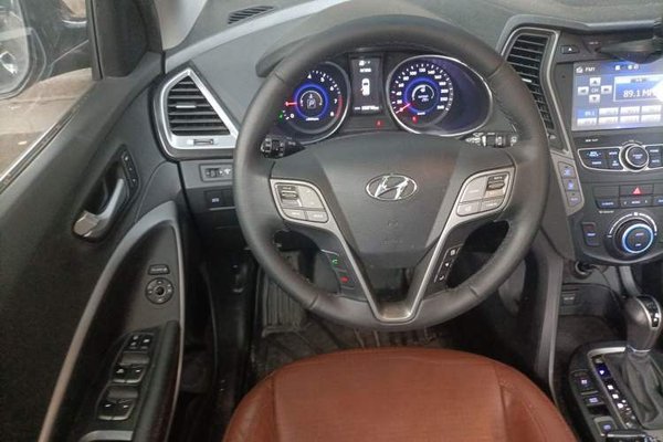 Hyundai Santa Fe 2013, 123700 км, за 6391 USD - фото 7