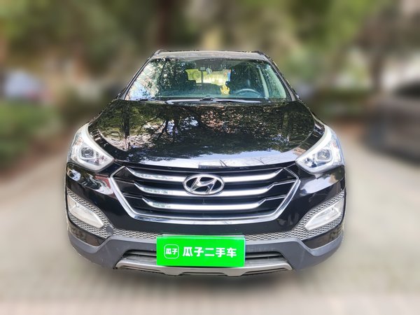 Hyundai Santa Fe 2013, 111900 км, за 4896 USD