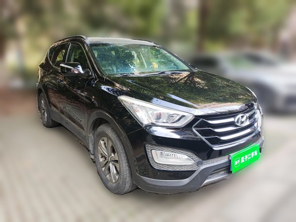 Hyundai Santa Fe 2013, 111900 км, за 4896 USD