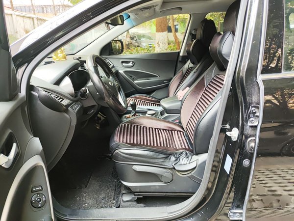 Hyundai Santa Fe 2013, 111900 км, за 4896 USD - фото 16