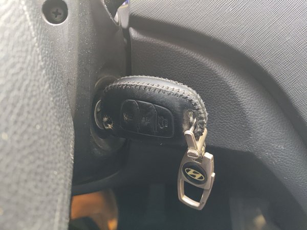 Hyundai Santa Fe 2013, 111900 км, за 4896 USD - фото 9