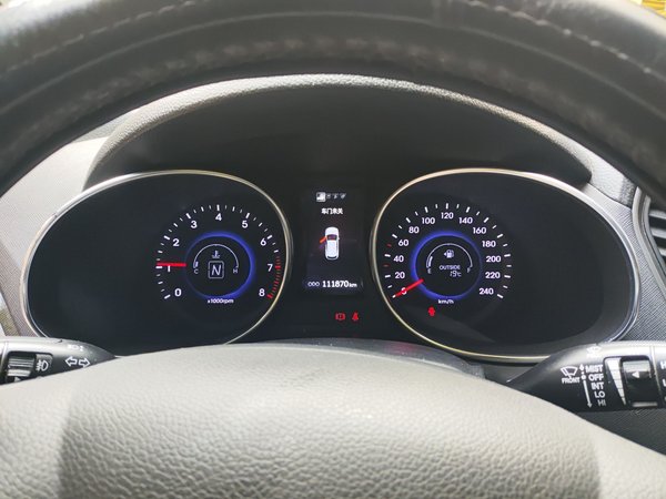 Hyundai Santa Fe 2013, 111900 км, за 4896 USD - фото 12