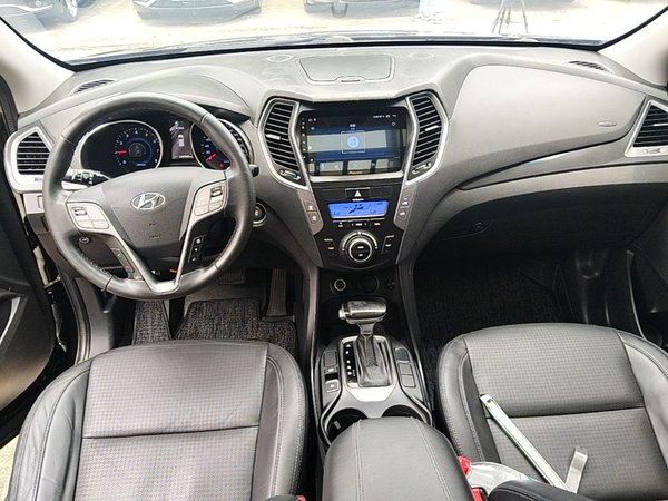 Hyundai Santa Fe 2013, 166000 км, за 5895 USD - фото 13