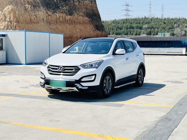 Hyundai Santa Fe · 2013 год