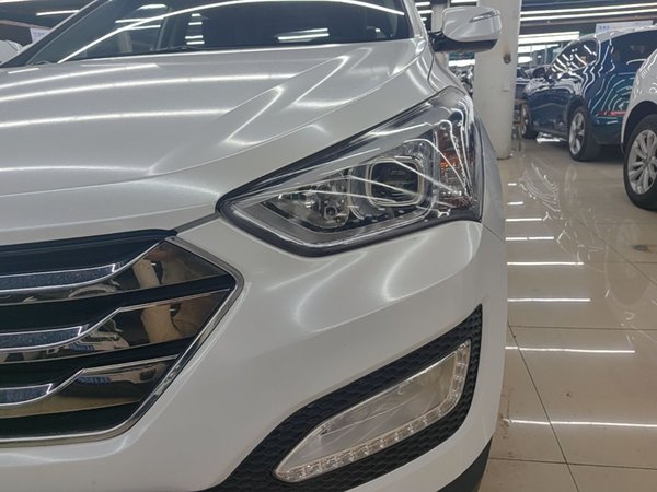 Hyundai Santa Fe 2013, 155600 км, за 5847 USD - фото 9