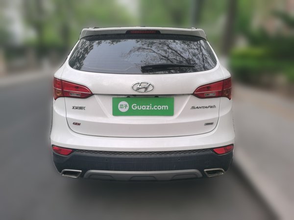 Hyundai Santa Fe 2013, 63800 км, за 7934 USD