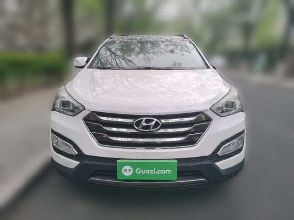 Hyundai Santa Fe · 2013 год