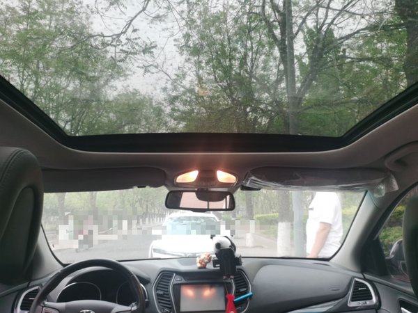 Hyundai Santa Fe 2013, 63800 км, за 7934 USD - фото 13