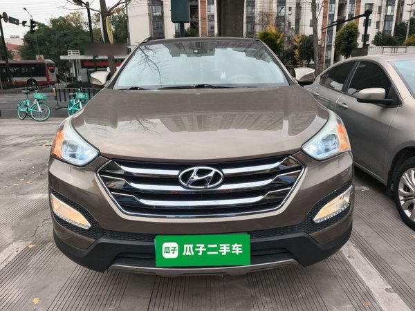 Hyundai Santa Fe 2013, 148900 км, за 6656 USD
