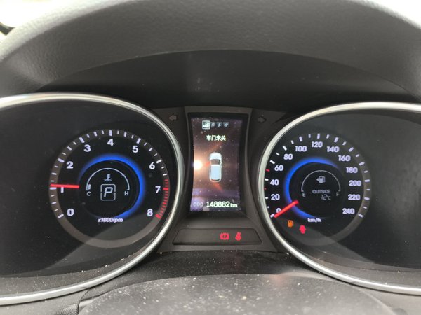 Hyundai Santa Fe 2013, 148900 км, за 6656 USD - фото 13