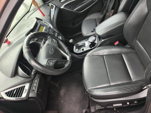 Hyundai Santa Fe 2013, 148900 км, за 6656 USD - фото 16