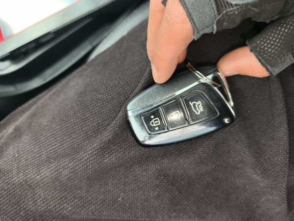 Hyundai Santa Fe 2013, 148900 км, за 6656 USD - фото 19