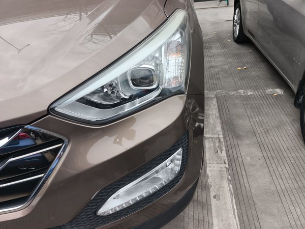 Hyundai Santa Fe 2013, 148900 км, за 6656 USD