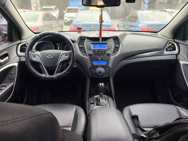 Hyundai Santa Fe 2013, 148900 км, за 6656 USD - фото 20