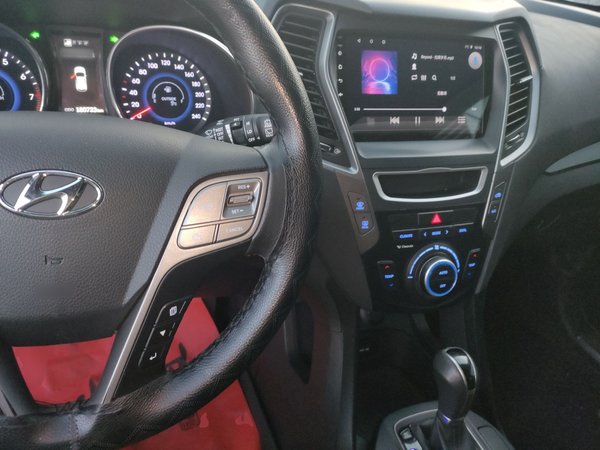 Hyundai Santa Fe 2015, 180700 км, за 6771 USD - фото 13