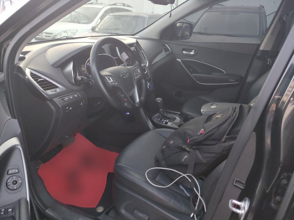 Hyundai Santa Fe 2015, 180700 км, за 6771 USD - фото 19