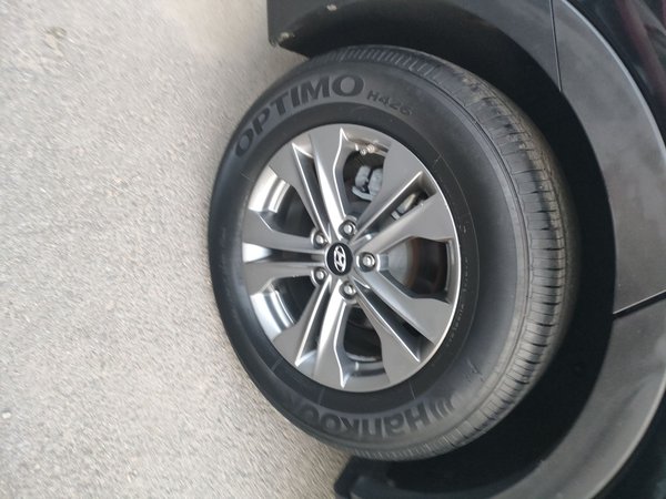 Hyundai Santa Fe 2015, 180700 км, за 6771 USD - фото 10