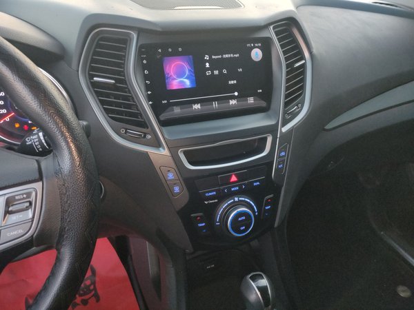 Hyundai Santa Fe 2015, 180700 км, за 6771 USD - фото 16