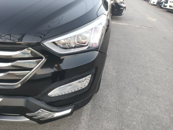 Hyundai Santa Fe 2015, 180700 км, за 6771 USD - фото 9